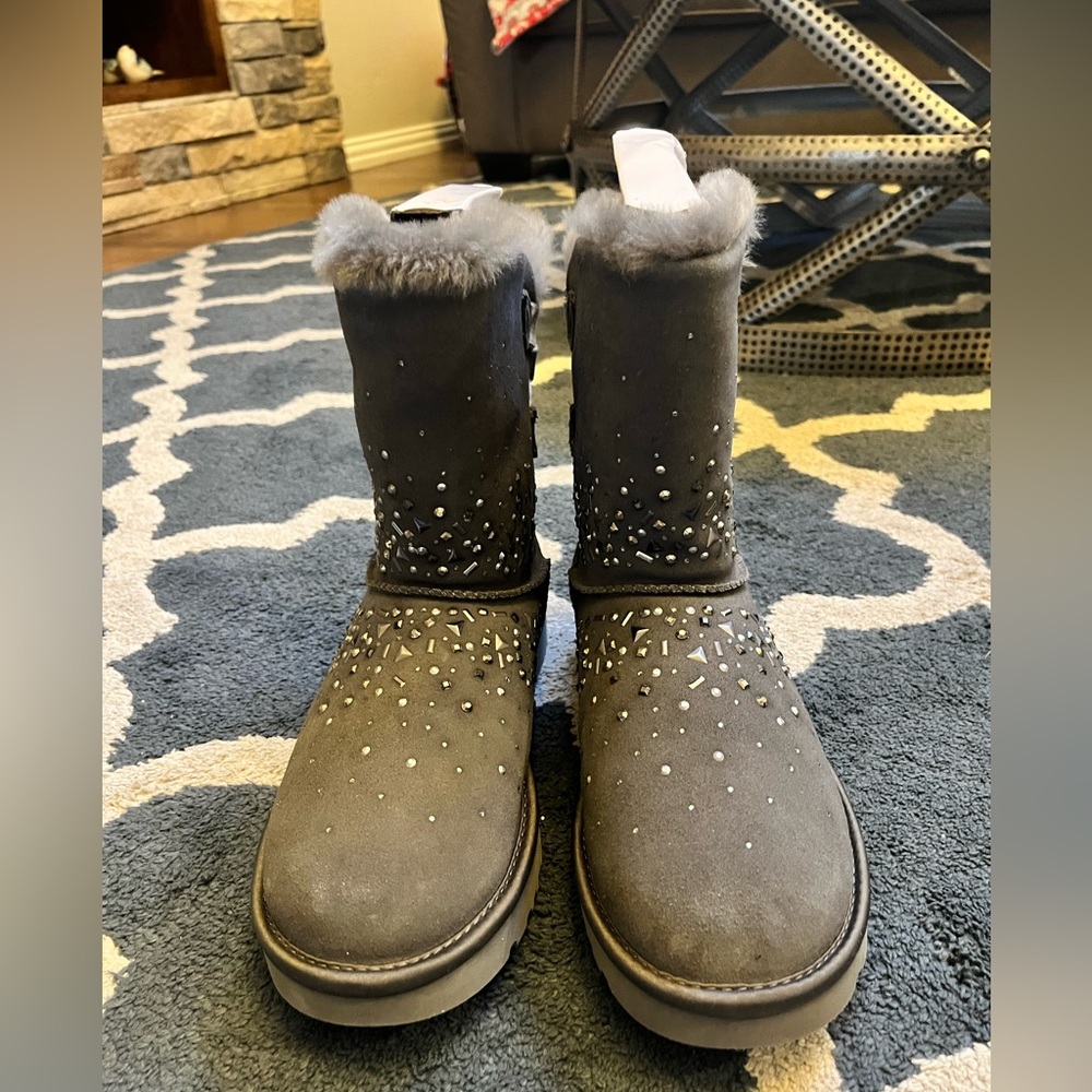 Grey ugg ankle boots with gems